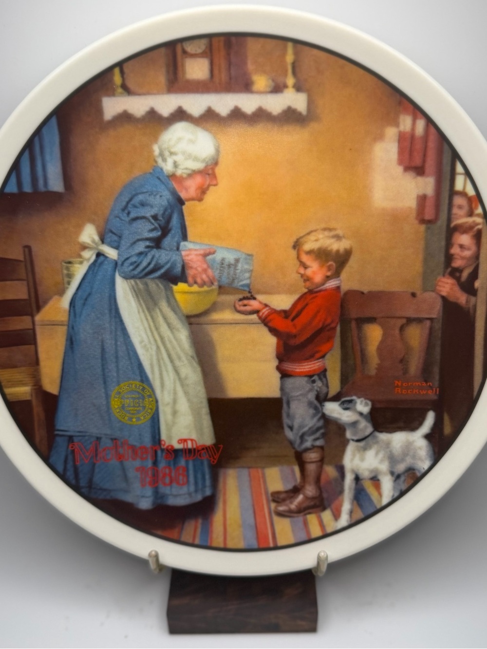 1986 Norman Rockwell Mother’s Day Collector Plate titled “The Pantry Raid”
